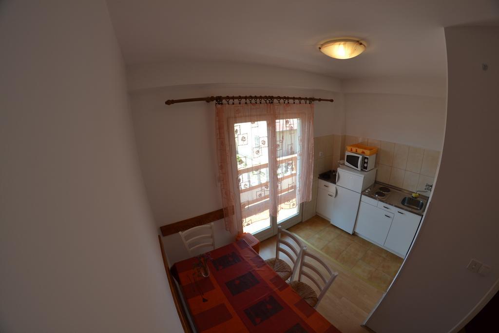 Apartment Beg Rab Town Habitación foto
